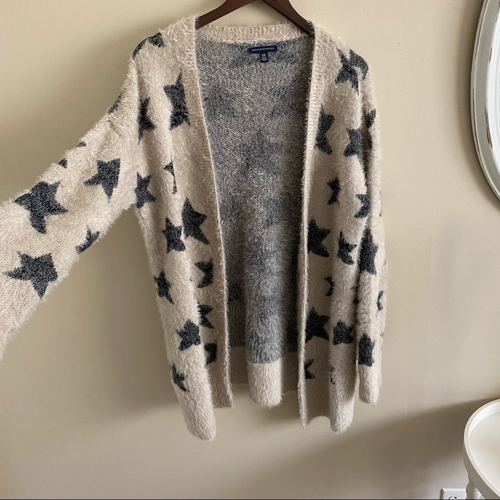 American Eagle Outfitters Cream and Black Star Sweater
